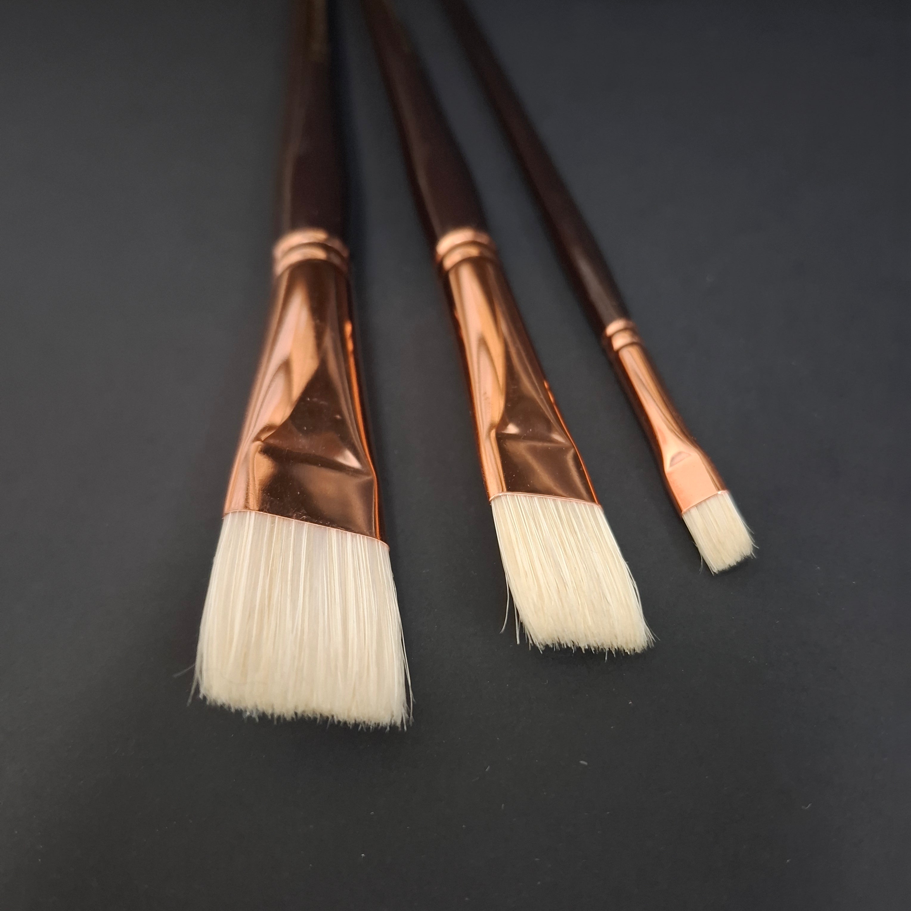 Museum Synthetic Bristle Bright